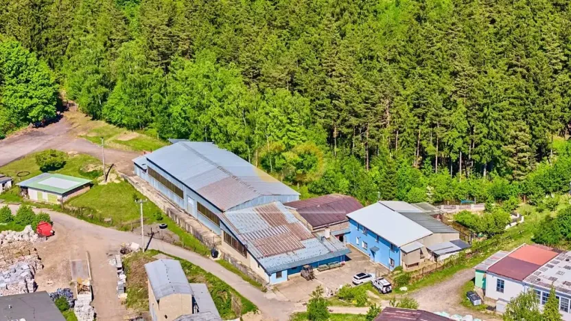 Prodej výrobních prostor, Háje, 6412 m2
