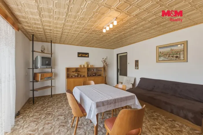 Prodej rodinného domu, Chlumčany - Vlčí, 176 m2