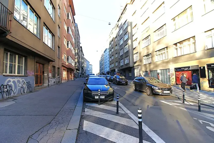 Prodej bytu 2+kk, Praha - Holešovice, Veverkova, 50 m2
