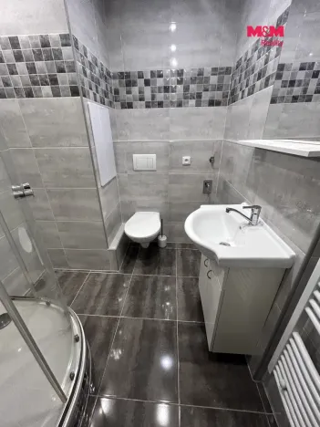 Pronájem bytu 1+1, Děčín, Nálepkova, 35 m2