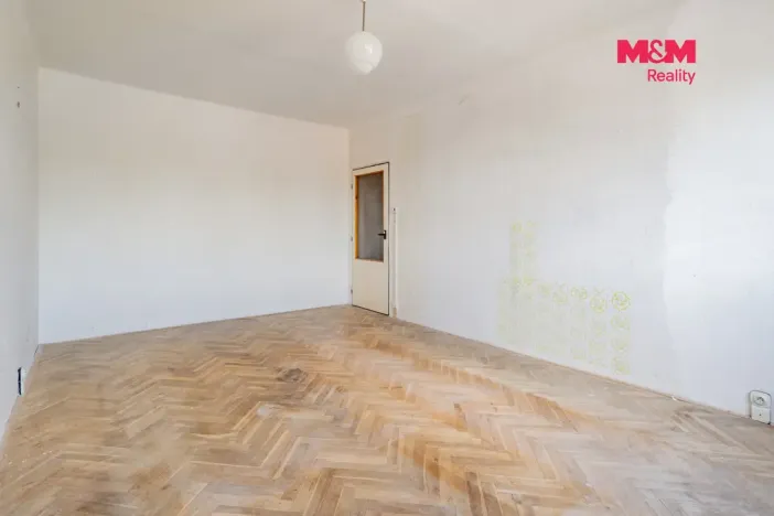 Prodej bytu 2+1, Jindřichův Hradec - Otín, 56 m2