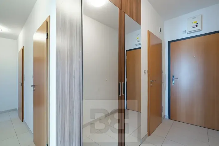 Pronájem bytu 3+kk, Praha - Velká Chuchle, Mrkosova, 70 m2