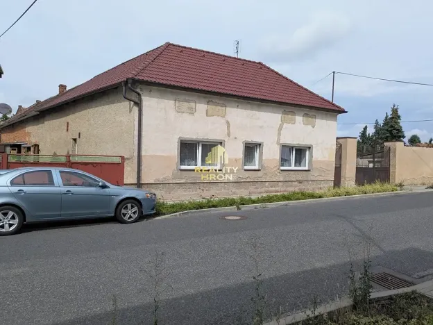 Prodej rodinného domu, Chrást, 206 m2