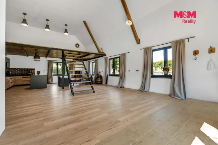 Prodej rodinného domu, Králův Dvůr - Křižatky, 156 m2