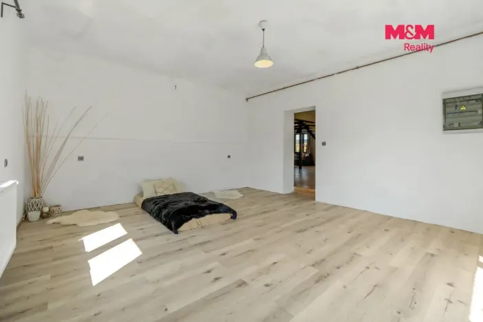 Prodej rodinného domu, Králův Dvůr - Křižatky, 156 m2