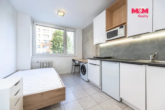 Pronájem obchodního prostoru, Praha - Hlubočepy, Pražského, 14 m2