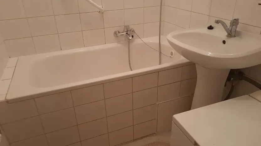 Pronájem bytu 2+1, Praha - Záběhlice, Malinová, 4 m2