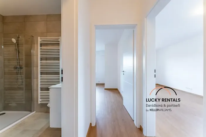 Pronájem bytu 3+kk, Řehenice, 77 m2