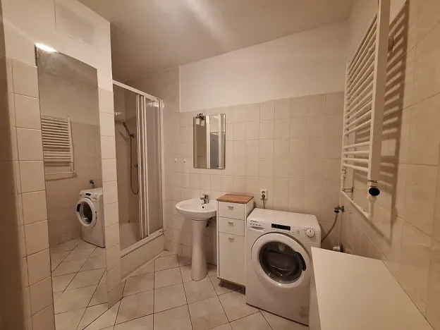 Pronájem bytu 1+kk, Brno - Židenice, Kuklenská, 37 m2