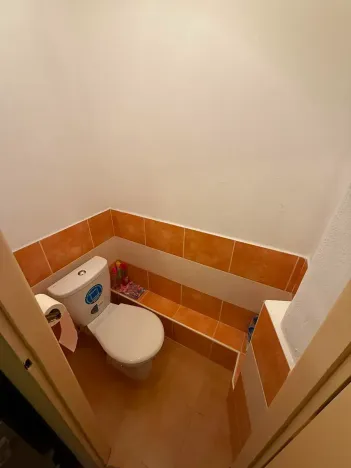 Pronájem bytu 2+kk, Praha - Strašnice, Starostrašnická, 40 m2