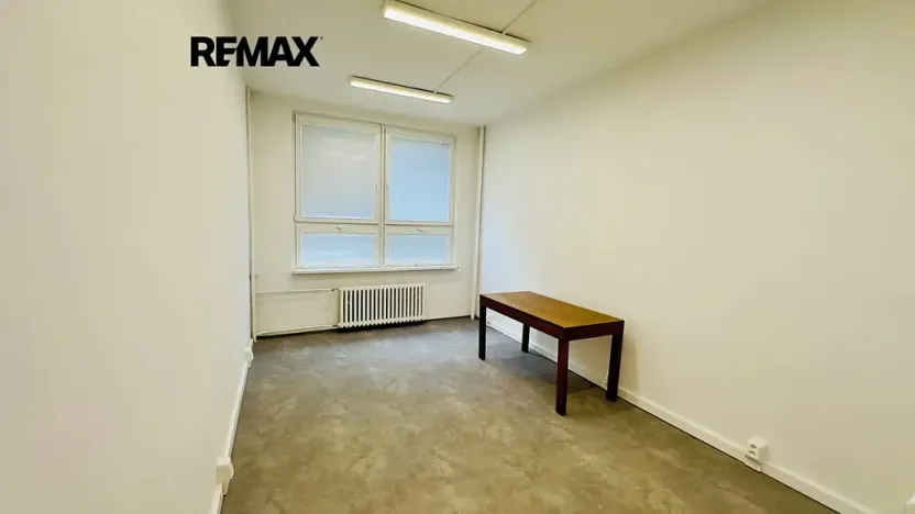 Pronájem kanceláře, Praha - Háje, Kupeckého, 100 m2
