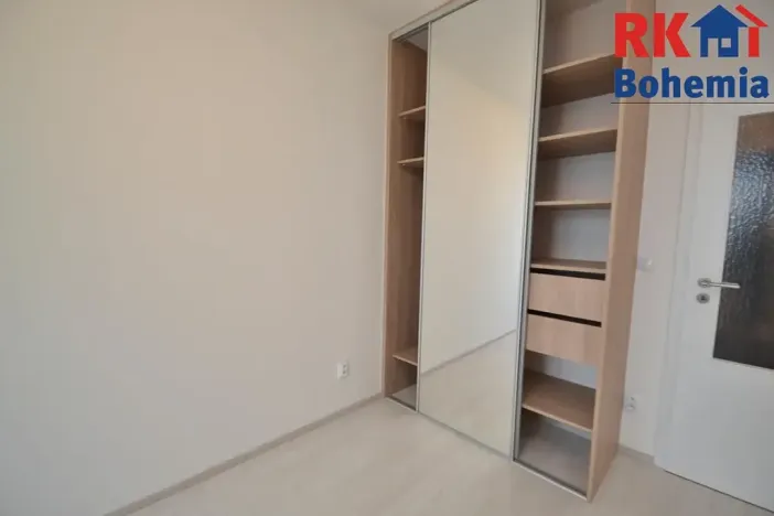Pronájem bytu 2+kk, Praha - Letňany, Frýdecká, 54 m2