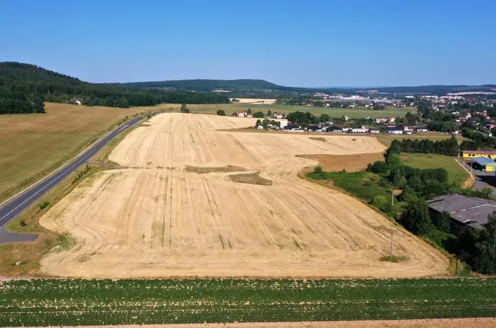 Prodej komerčního pozemku, Kamenný Újezd, 11052 m2