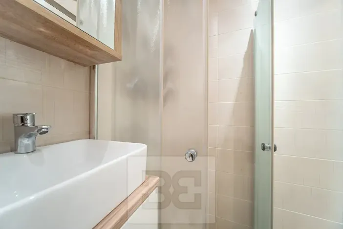 Pronájem bytu 1+1, Praha - Podolí, Podolská, 29 m2