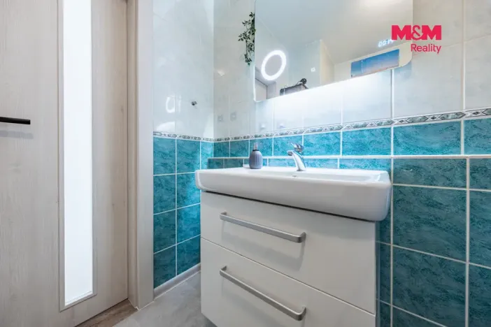 Prodej bytu 3+1, Volary, Sídl. Míru, 70 m2