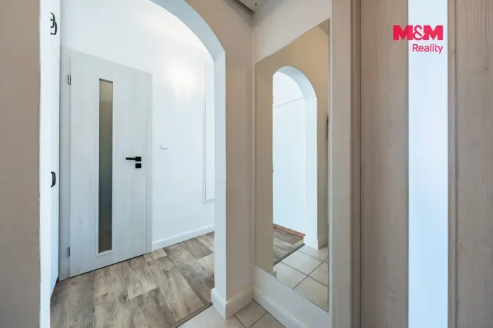 Prodej bytu 3+1, Volary, Sídl. Míru, 70 m2