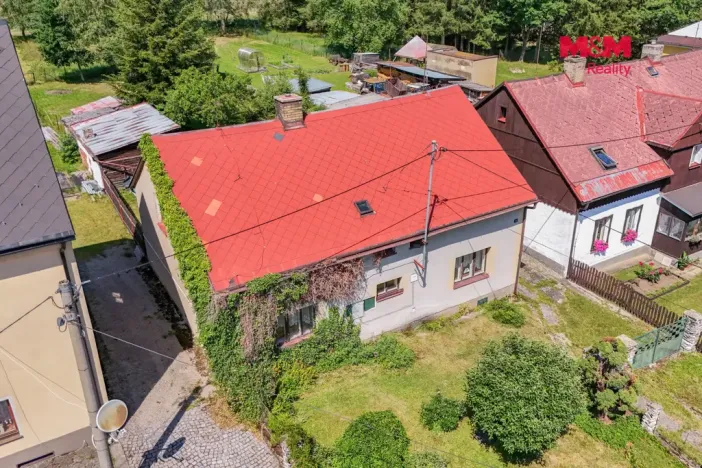 Prodej rodinného domu, Prameny, 180 m2