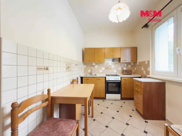 Prodej bytu 2+1, Karviná - Mizerov, tř. Těreškovové, 51 m2