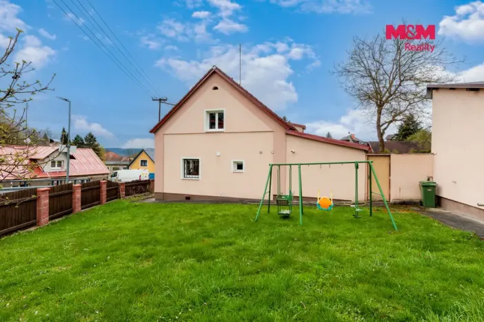 Prodej rodinného domu, Lomnice, Kraslická, 166 m2