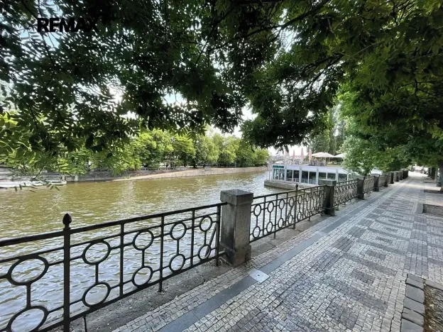 Prodej bytu 3+1, Praha - Smíchov, Janáčkovo nábřeží, 115 m2