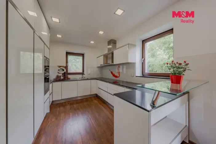 Prodej rodinného domu, Vsetín, Za Díly, 220 m2