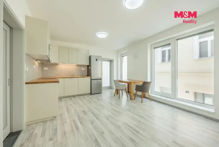 Prodej bytu 2+kk, Kladno, Průchodní, 48 m2