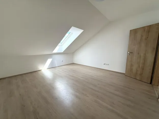 Pronájem bytu 4+kk, Jinačovice, 92 m2