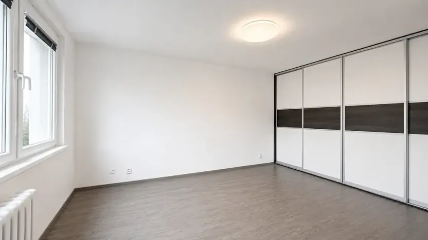 Prodej bytu 1+kk, Praha - Háje, Matúškova, 31 m2