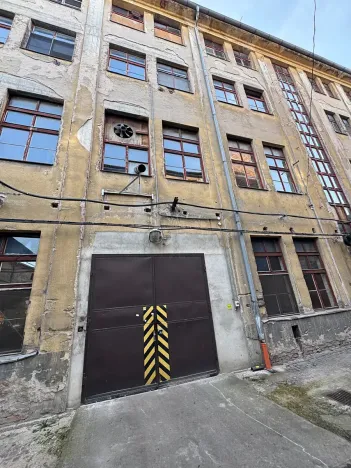 Pronájem skladu, Pardubice, Jana Palacha, 162 m2
