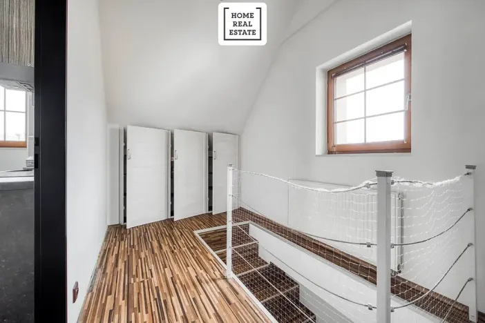 Pronájem rodinného domu, Praha - Dolní Měcholupy, U svornosti, 117 m2