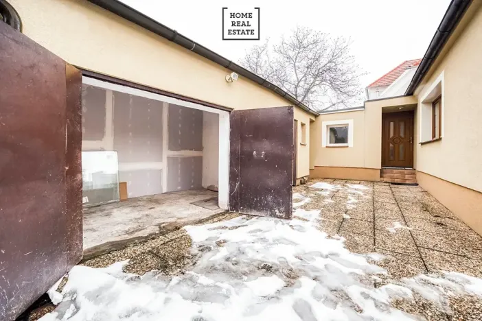 Pronájem apartmánu, Praha - Dolní Měcholupy, U svornosti, 117 m2