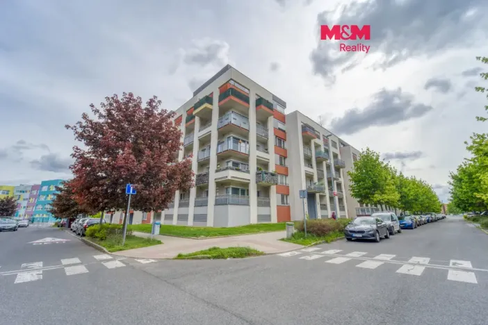 Prodej bytu 2+kk, Praha, Sazovická, 47 m2