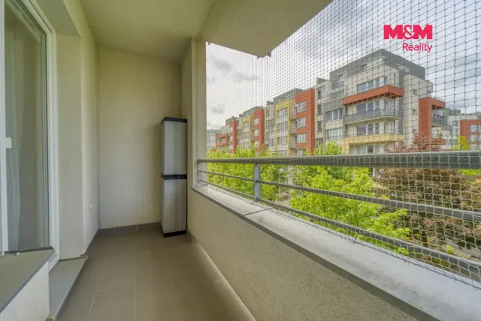Prodej bytu 2+kk, Praha, Sazovická, 47 m2