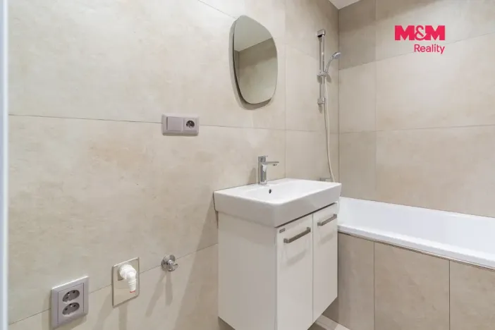 Pronájem bytu 2+1, Cheb, Boženy Němcové, 64 m2