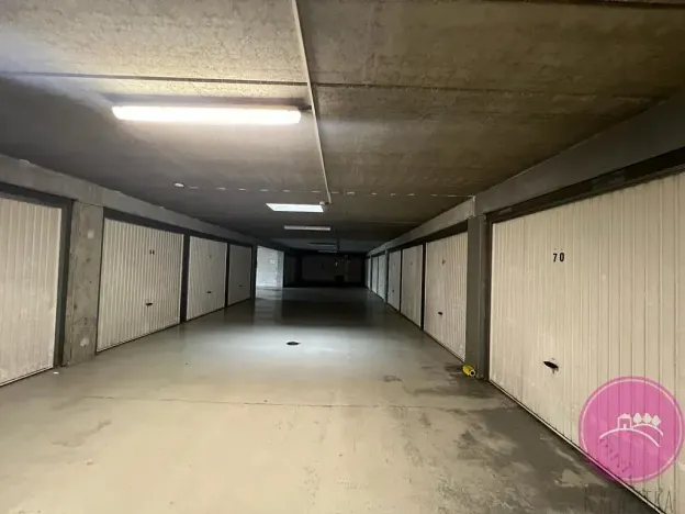 Pronájem garáže, Olomouc, Schweitzerova, 14 m2