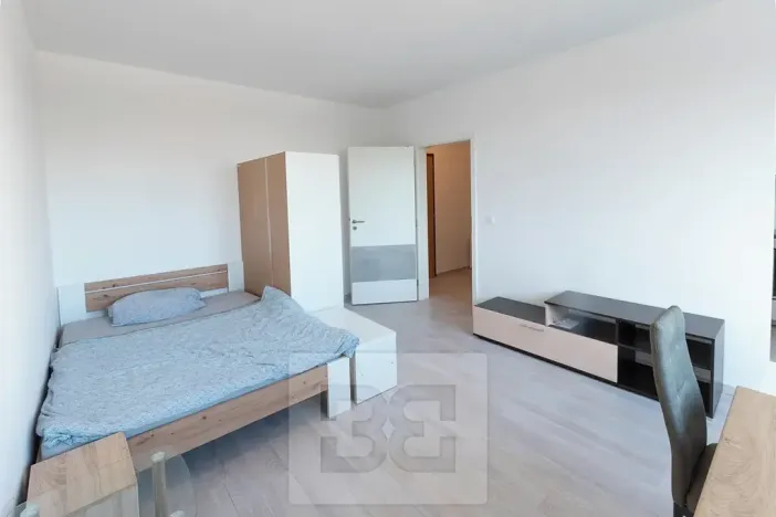 Pronájem bytu 1+kk, Praha - Modřany, Angelovova, 31 m2