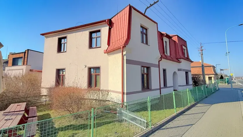 Pronájem bytu 2+1, Holice, Hradecká, 45 m2