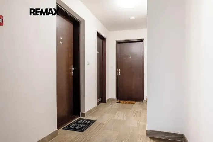 Pronájem bytu 2+kk, Praha - Kamýk, Kramperova, 57 m2