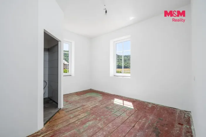 Prodej rodinného domu, Ústí nad Labem - Svádov, Vítězná, 300 m2