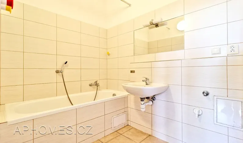 Pronájem bytu 2+kk, Praha - Žižkov, Přemyslovská, 53 m2
