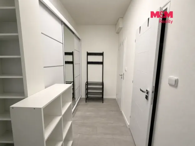 Prodej bytu 1+1, Ostrava - Poruba, Vietnamská, 41 m2