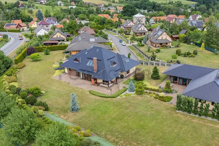 Prodej rodinného domu, Rybí, 340 m2