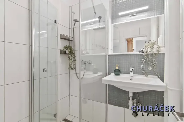 Prodej bytu 2+1, Praha - Vršovice, Kubánské náměstí, 61 m2