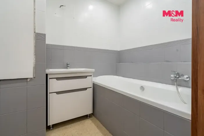Prodej bytu 4+1, Kladno - Kročehlavy, Estonská, 78 m2