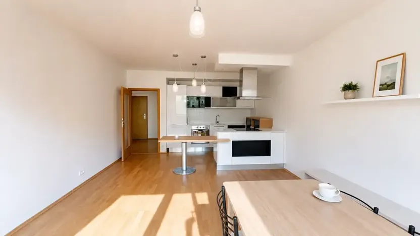 Pronájem bytu 2+kk, Praha - Žižkov, Kališnická, 58 m2