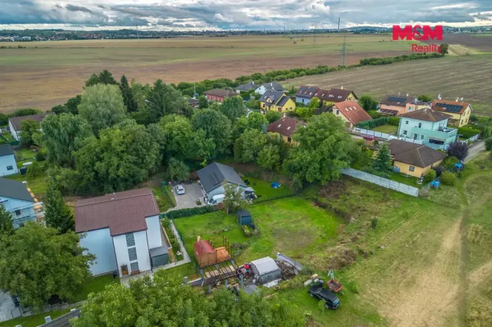 Prodej pozemku pro bydlení, Sluhy, 839 m2