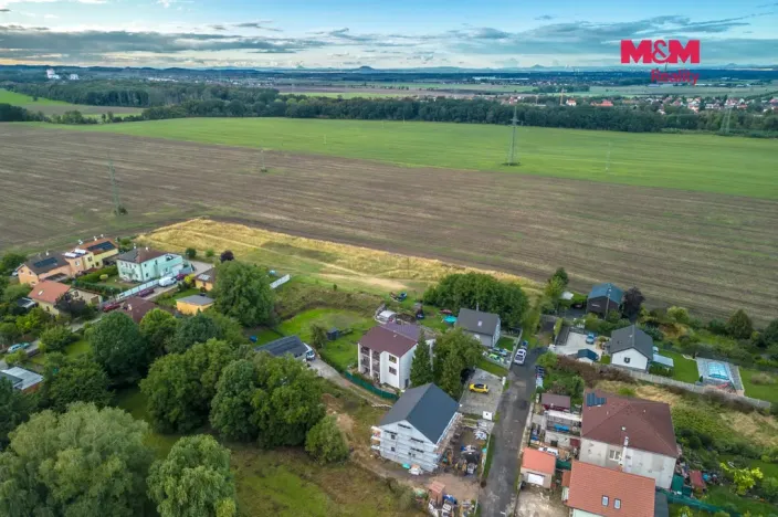 Prodej pozemku pro bydlení, Sluhy, 839 m2