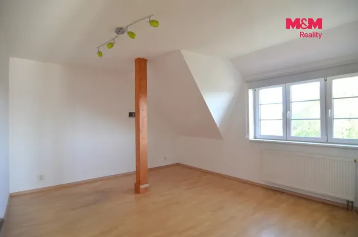 Pronájem bytu 5+kk, Praha - Hloubětín, V Novém Hloubětíně, 162 m2