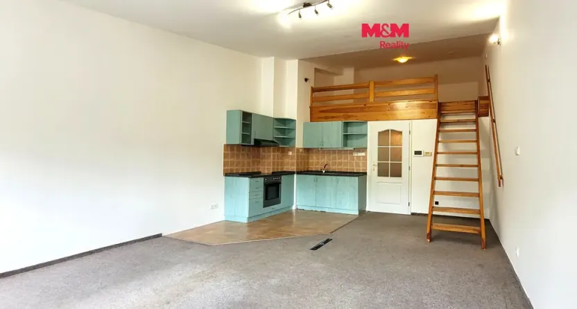 Pronájem bytu 1+kk, Smržovka, náměstí T. G. Masaryka, 40 m2