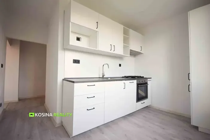 Prodej bytu 2+1, Sokolov, Heyrovského, 53 m2